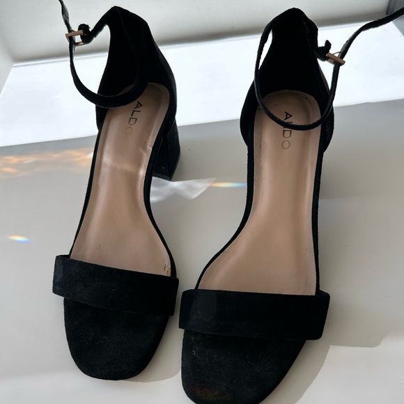 Also Short Heel Sandal - Picture 3 of 5